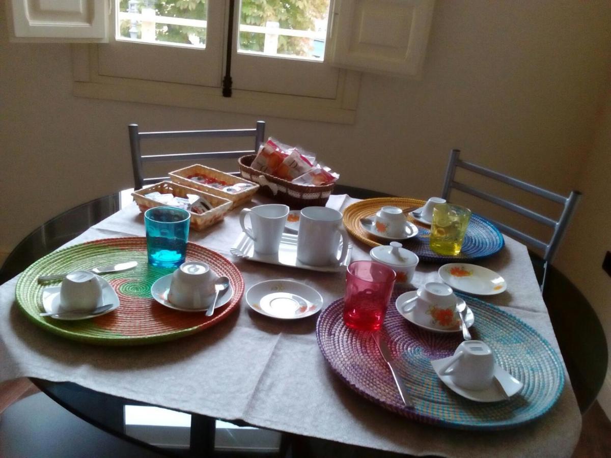 B&B Dal Cardinale โอเซียรี ภายนอก รูปภาพ