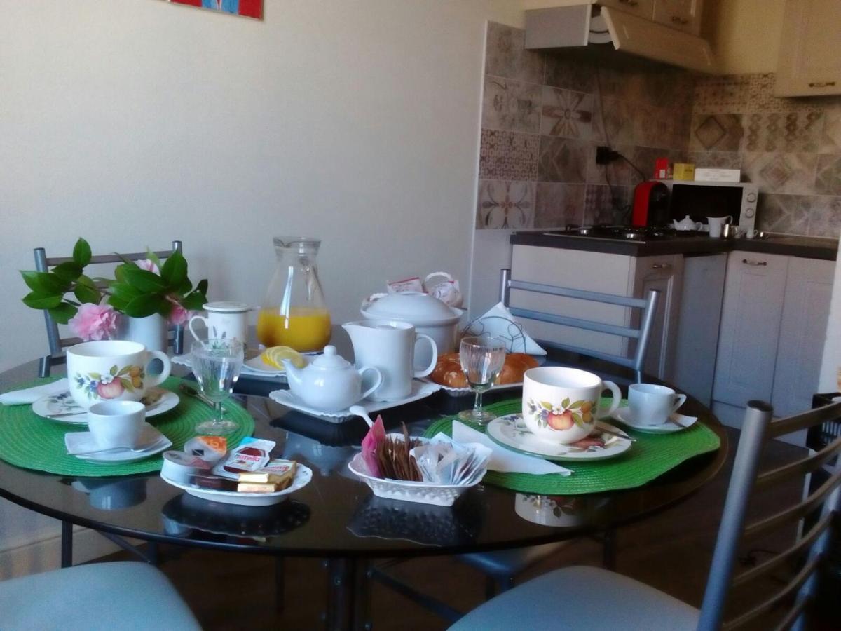 B&B Dal Cardinale โอเซียรี ภายนอก รูปภาพ