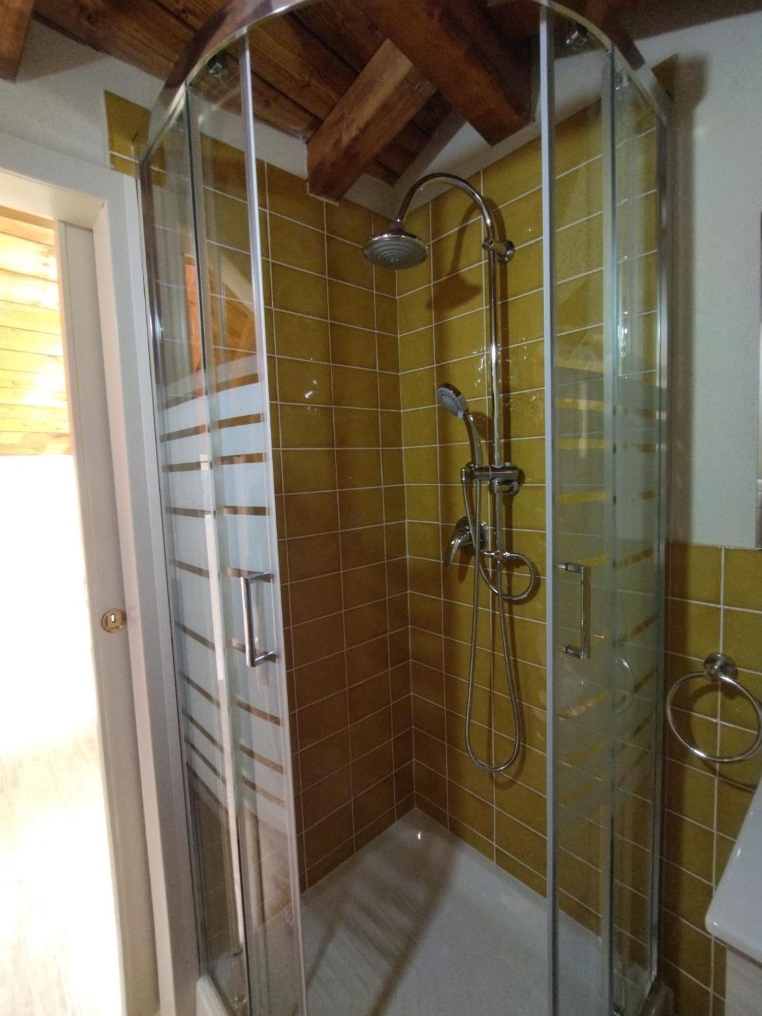 B&B Dal Cardinale โอเซียรี ภายนอก รูปภาพ